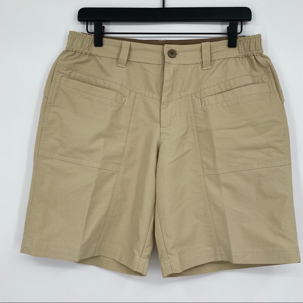 Patagonia shorts khaki tan hike camp medium sample one of a kind ?